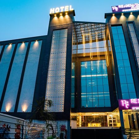Regenta Place Raaj Agra, Tajganj อัครา ภายนอก รูปภาพ