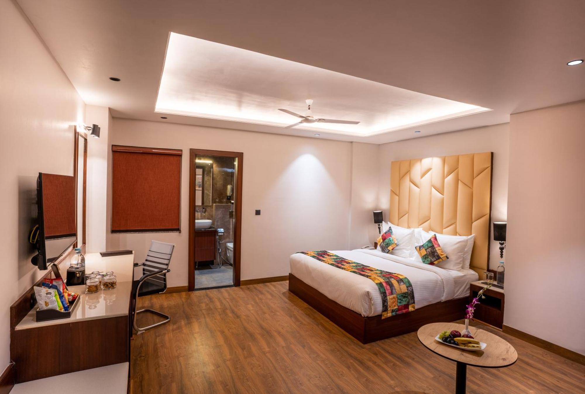 Regenta Place Raaj Agra, Tajganj อัครา ภายนอก รูปภาพ